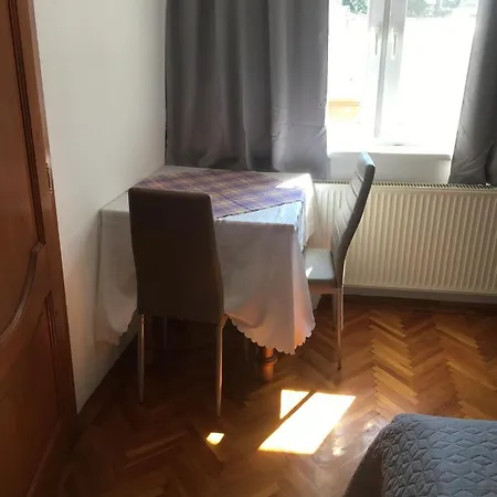 Nana Apartmanhaz Apartment *