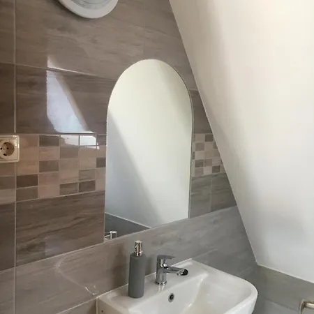 Nana Apartmanhaz Apartment *